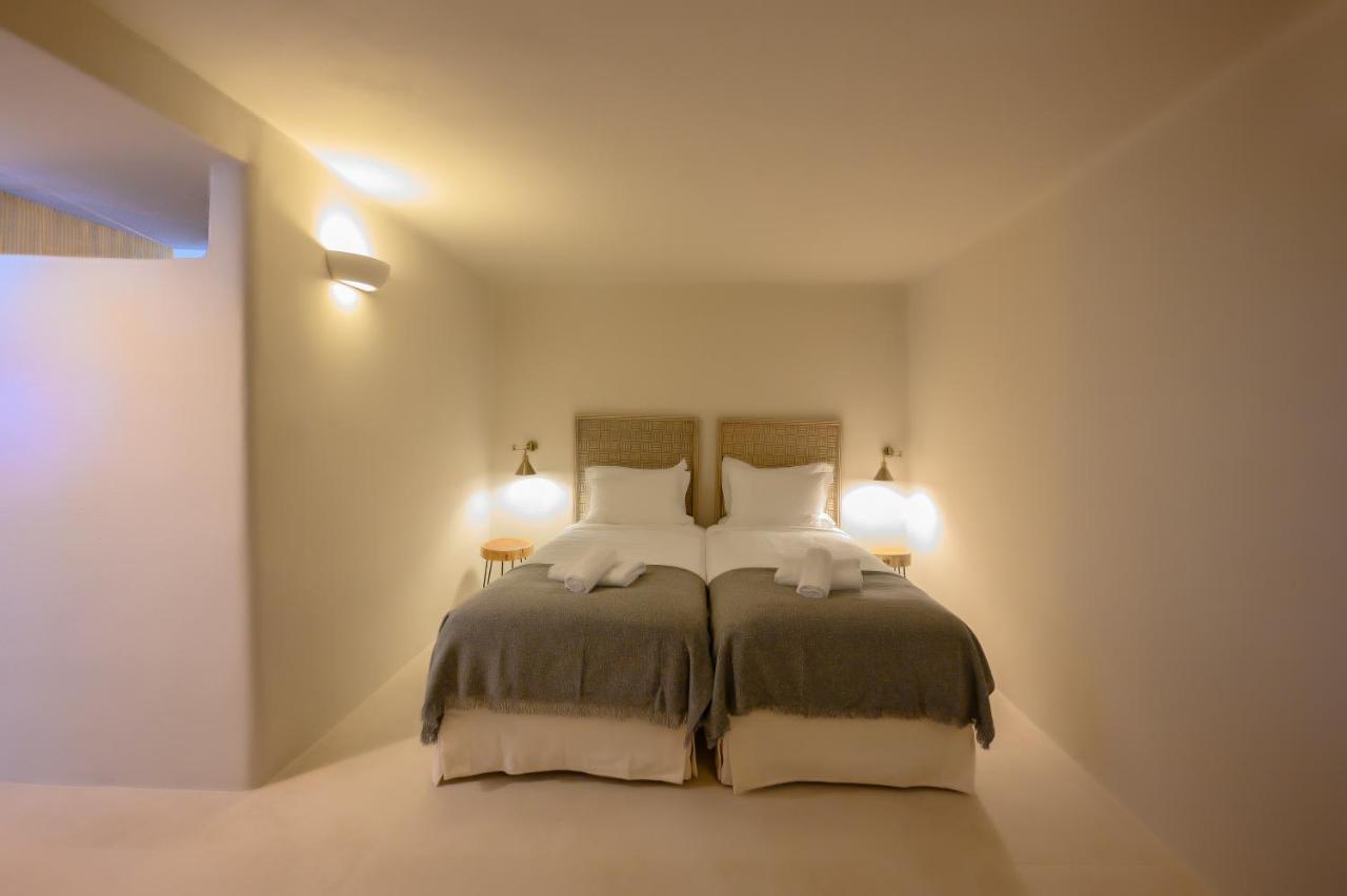 Elements Cave Suites เมกาโลคอรี ภายนอก รูปภาพ