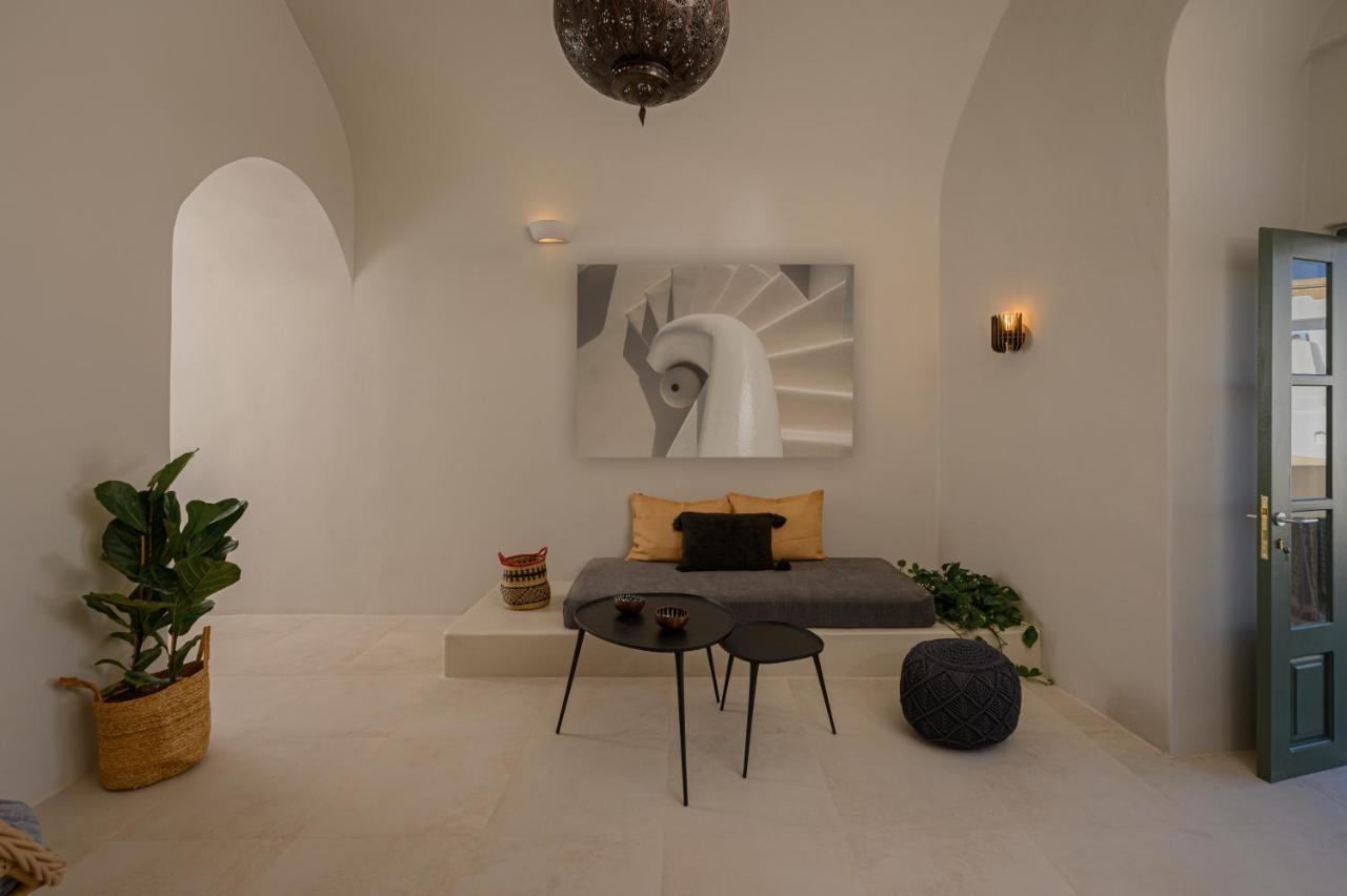 Elements Cave Suites เมกาโลคอรี ภายนอก รูปภาพ